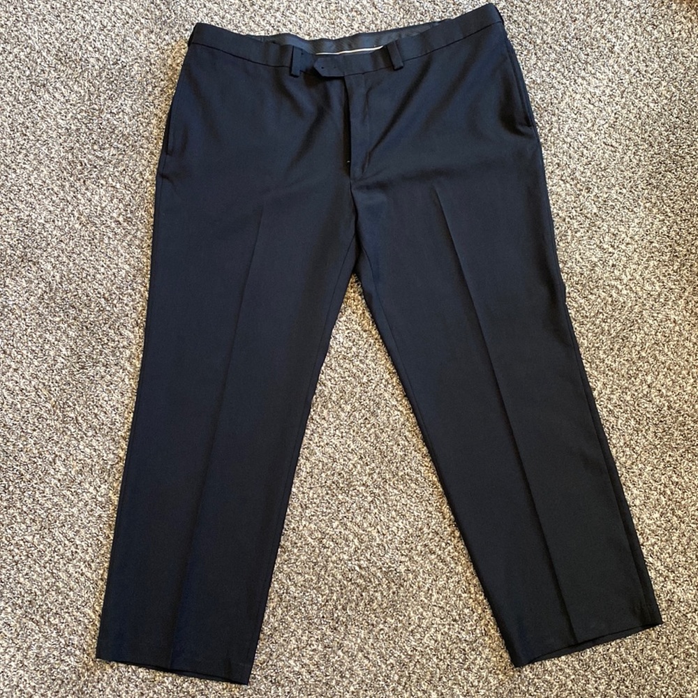 Hagar Classic Fit Dress Pants, Black, 44x30